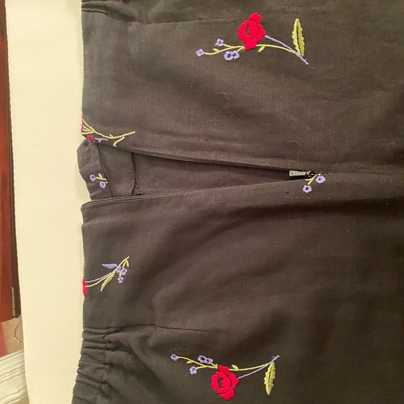 Ladies Ankle Pant - Picture 5 of 6